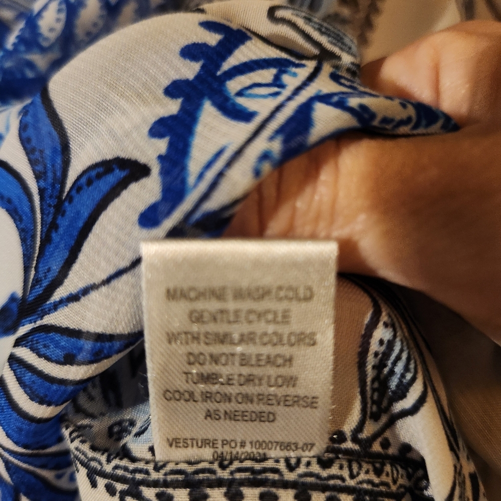 Blue and White Floral High Low Kaftan - Picture 5 of 8